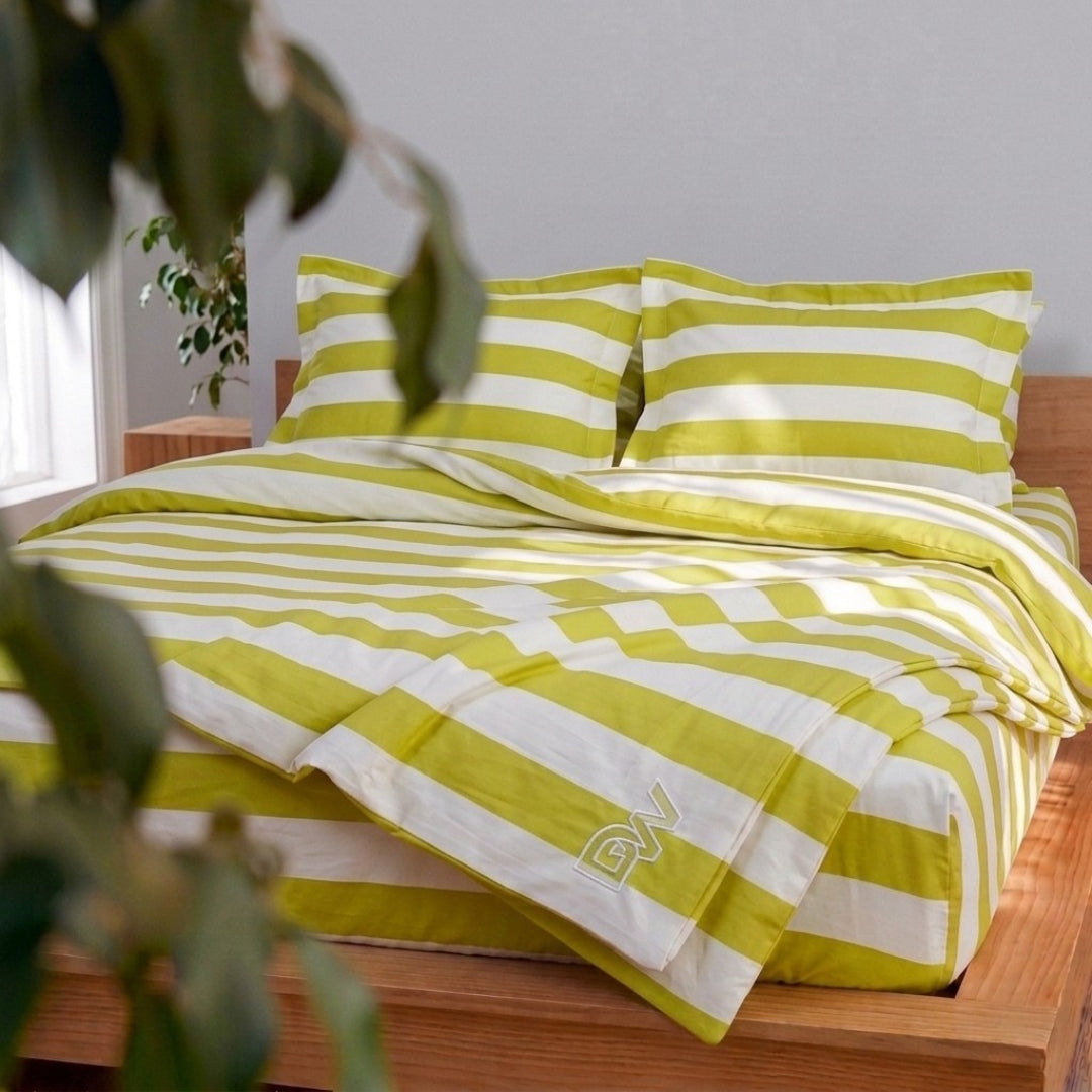 Green & White bedspread