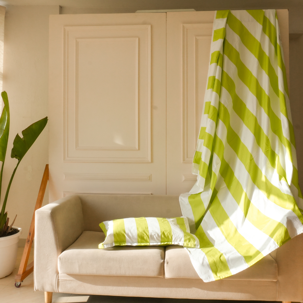 Bedsheet Set – Lime Green & White (Bedsheet with Pillow Cover)